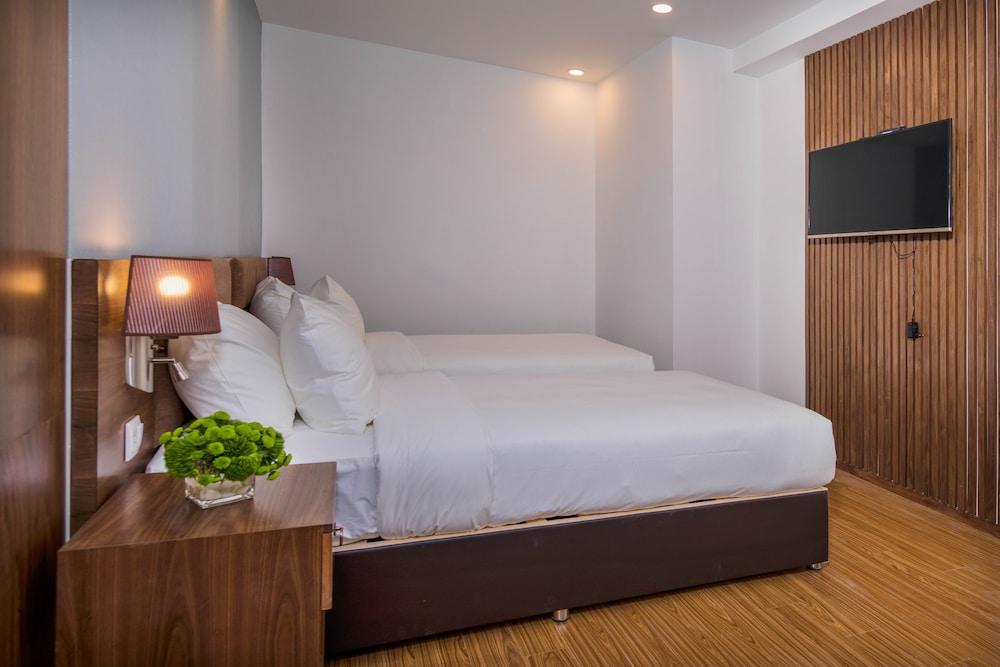 The Blue Hotel مدينة هوشي منه المظهر الخارجي الصورة