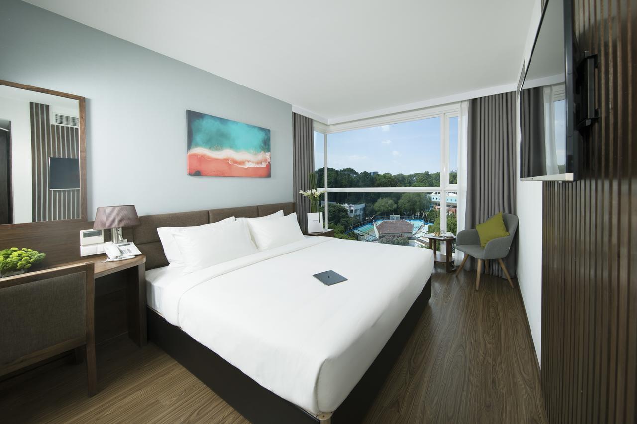 The Blue Hotel مدينة هوشي منه المظهر الخارجي الصورة
