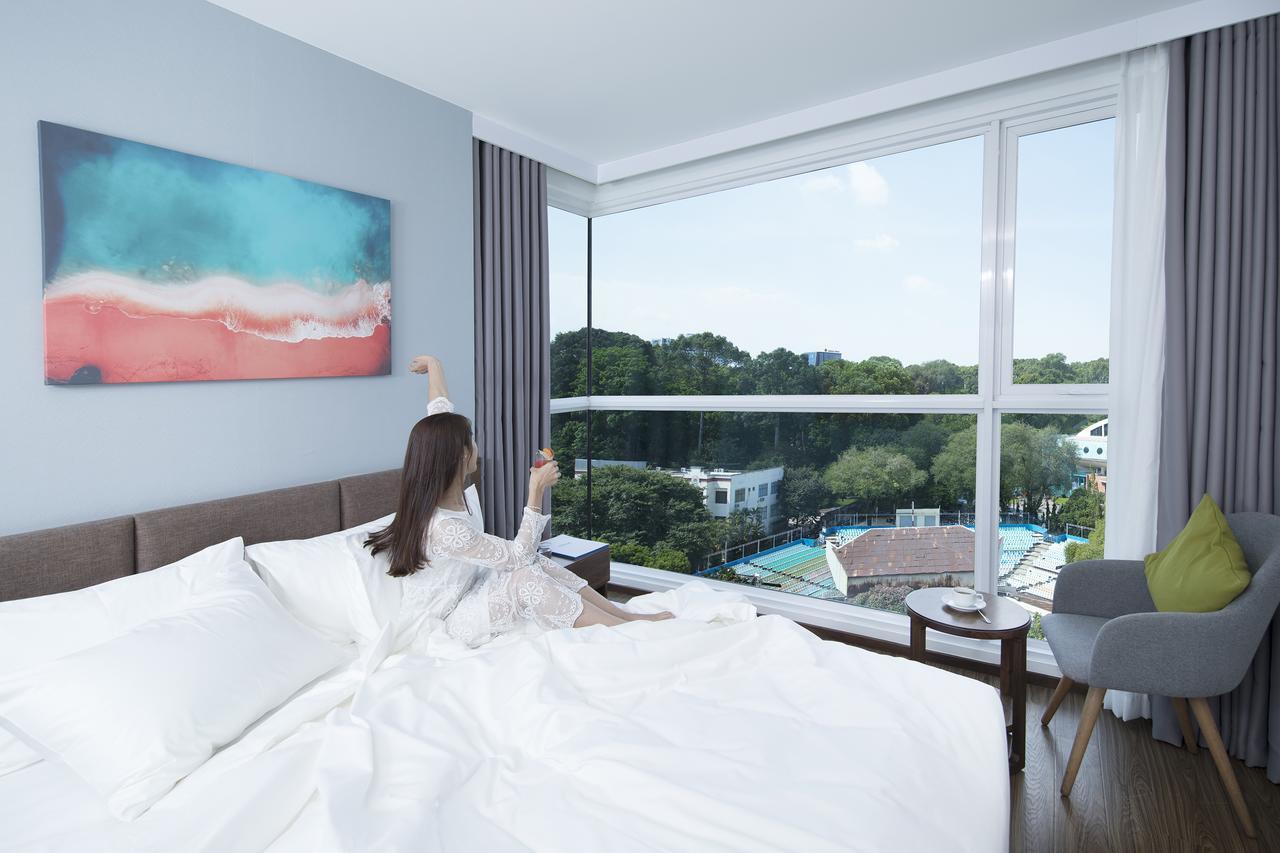 The Blue Hotel مدينة هوشي منه المظهر الخارجي الصورة