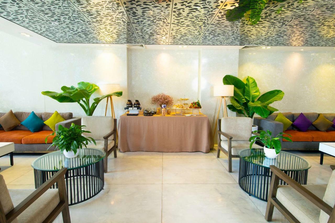 The Blue Hotel مدينة هوشي منه المظهر الخارجي الصورة